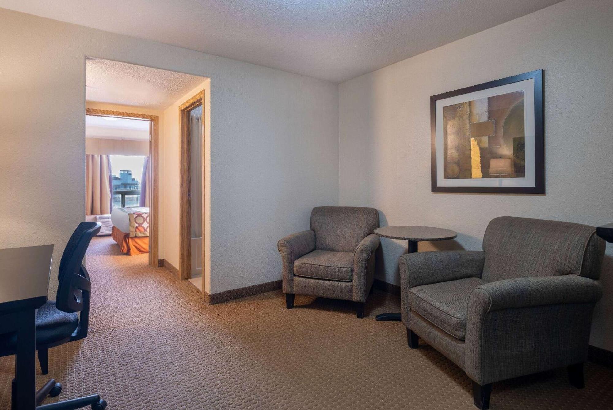 Super 8 By Wyndham Edmonton International Airport Hotel Leduc Luaran gambar